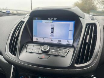 FORD KUGA 2.0 TDCi EcoBlue ST-Line Edition SUV 5dr Diesel Powershift AWD E