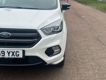 FORD KUGA 2.0 TDCi EcoBlue ST-Line Edition SUV 5dr Diesel Powershift AWD E