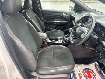 FORD KUGA 2.0 TDCi EcoBlue ST-Line Edition SUV 5dr Diesel Powershift AWD E