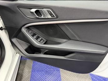 BMW 1 SERIES 1.5 118i M Sport Hatchback 5dr Petrol DCT Euro 6 (s/s) (140 ps)