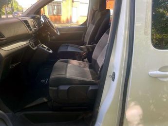 CITROEN SPACETOURER 2.0 BlueHDi Feel M MPV 5dr Diesel EAT8 MWB Euro 6 (s/s) (180 ps)