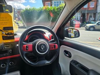 RENAULT TWINGO 1.0 SCe Dynamique Hatchback 5dr Petrol Manual Euro 6 (s/s) (70 p