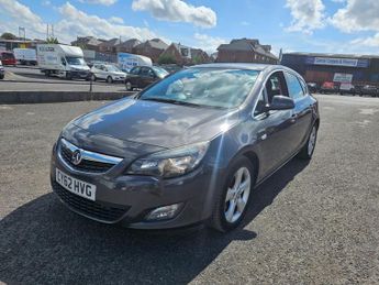 VAUXHALL ASTRA 2.0 CDTi SRi Hatchback 5dr Diesel Auto Euro 5 (165 ps)