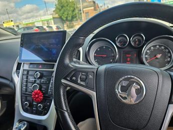VAUXHALL ASTRA 2.0 CDTi SRi Hatchback 5dr Diesel Auto Euro 5 (165 ps)