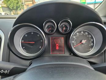 VAUXHALL ASTRA 2.0 CDTi SRi Hatchback 5dr Diesel Auto Euro 5 (165 ps)