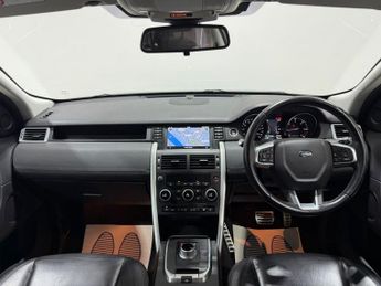 LAND ROVER DISCOVERY SPORT 2.0 TD4 SE Tech SUV 5dr Diesel Auto 4WD Euro 6 (s/s) (180 ps)