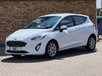 Ford Fiesta 1.0T EcoBoost Zetec Hatchback 5 Door Frozen White Petrol Manual 