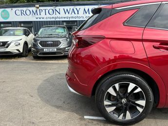 VAUXHALL GRANDLAND 1.5 Turbo D Elite SUV 5dr Diesel Auto Euro 6 (s/s) (130 ps)