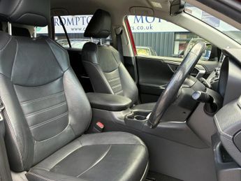 TOYOTA RAV4 2.5 VVT-h Excel SUV 5dr Petrol Hybrid CVT Euro 6 (s/s) (218 ps)