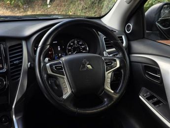 MITSUBISHI SHOGUN SPORT 2.4D 4 SUV 5dr Diesel Auto 4WD Euro 6 (181 ps)