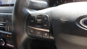 FORD FOCUS 1.0T EcoBoost Titanium Hatchback 5dr Petrol Auto Euro 6 (s/s) (1