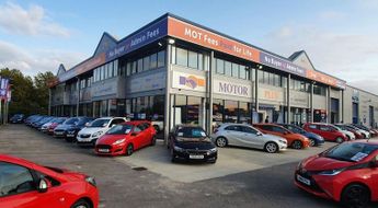 Land Rover Range Rover Evoque 2.2 SD4 Prestige SUV 5dr Diesel Auto 4WD Euro 5 (190 ps)