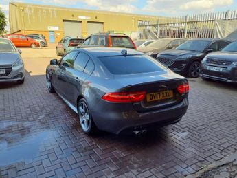 JAGUAR XE 2.0d R-Sport Saloon 4dr Diesel Auto Euro 6 (s/s) (180 ps)