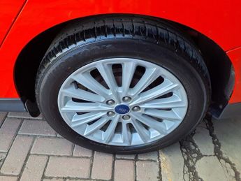 FORD FOCUS 1.5 TDCi Titanium X Estate 5dr Diesel Powershift Euro 6 (s/s) (1