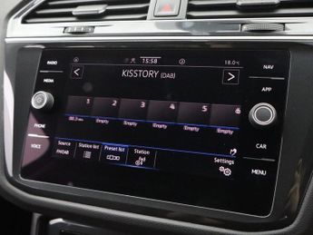 VOLKSWAGEN TIGUAN 2.0 TDI Life SUV 5dr Diesel DSG Euro 6 (s/s) (150 ps)
