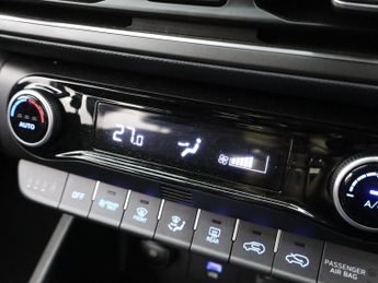 HYUNDAI ACCENT 1.6 GDi Hybrid SE Connect 5dr DCT