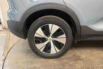 VOLVO XC40 1.5h T4 Recharge 10.7kWh Core SUV 5dr Petrol Plug-in Hybrid Auto