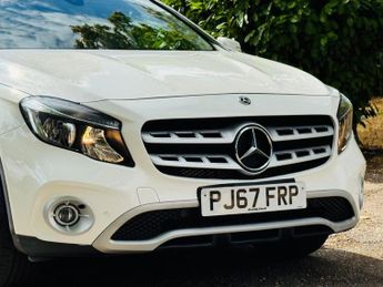 MERCEDES-BENZ GLA 1.6 GLA200 SE (Executive) SUV 5dr Petrol 7G-DCT Euro 6 (s/s) (15