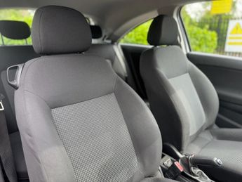 VAUXHALL CORSA 1.0i ecoFLEX 12v S Hatchback 3dr Petrol Manual (117 g/km, 64 bhp