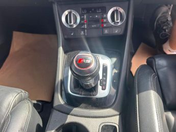 AUDI RS Q3 2.5 TFSI SUV 5dr Petrol S Tronic quattro Euro 5 (s/s) (310 ps)