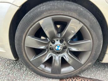 BMW 6 SERIES 3.0 630i Coupe 2dr Petrol Auto Euro 4 (258 ps)-Factory Extras Wo