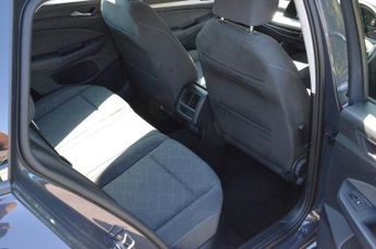 VOLKSWAGEN GOLF 1.5 eTSI MHEV Life Estate 5dr Petrol Hybrid DSG Euro 6 (s/s) (15