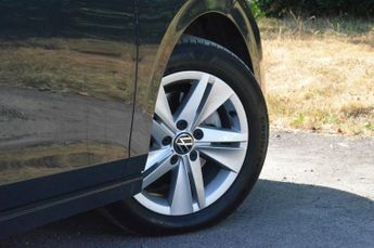 VOLKSWAGEN GOLF 1.5 eTSI MHEV Life Estate 5dr Petrol Hybrid DSG Euro 6 (s/s) (15