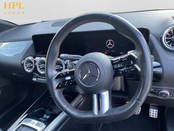 MERCEDES-BENZ GLA 1.3 GLA200h MHEV AMG Line (Executive) SUV 5dr Petrol Hybrid 7G-D