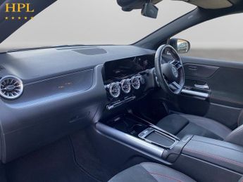 MERCEDES-BENZ GLA 1.3 GLA200h MHEV AMG Line (Executive) SUV 5dr Petrol Hybrid 7G-D