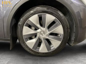TESLA MODEL Y (Dual Motor) Long Range SUV 5dr Electric Auto 4WDE (384 bhp)