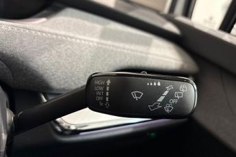 SKODA ENYAQ IV iV 82kWh 80 SUV 5dr Electric Auto (DC125kW) (204 ps) Rear Parkin