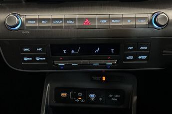 HYUNDAI KONA 65.4kWh Ultimate SUV 5dr Electric Auto (218 ps) Rear View Camera