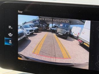 MERCEDES-BENZ GLC 2.0 GLC220d AMG Line (Premium) SUV 5dr Diesel G-Tronic+ 4MATIC E