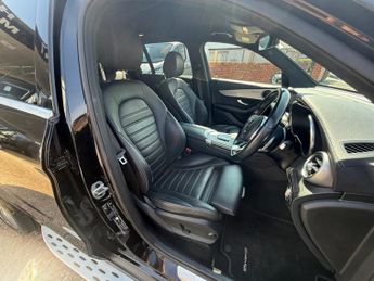 MERCEDES-BENZ GLC 2.0 GLC220d AMG Line (Premium) SUV 5dr Diesel G-Tronic+ 4MATIC E