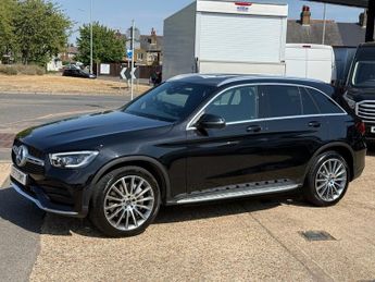 MERCEDES-BENZ GLC 2.0 GLC220d AMG Line (Premium) SUV 5dr Diesel G-Tronic+ 4MATIC E