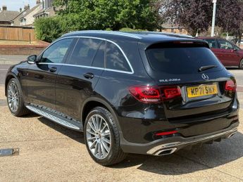 MERCEDES-BENZ GLC 2.0 GLC220d AMG Line (Premium) SUV 5dr Diesel G-Tronic+ 4MATIC E