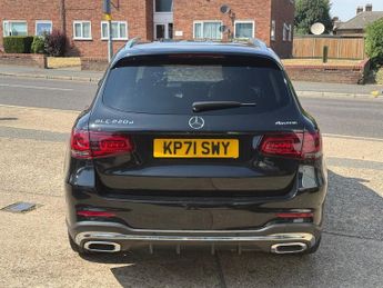 MERCEDES-BENZ GLC 2.0 GLC220d AMG Line (Premium) SUV 5dr Diesel G-Tronic+ 4MATIC E