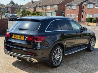 MERCEDES-BENZ GLC 2.0 GLC220d AMG Line (Premium) SUV 5dr Diesel G-Tronic+ 4MATIC E