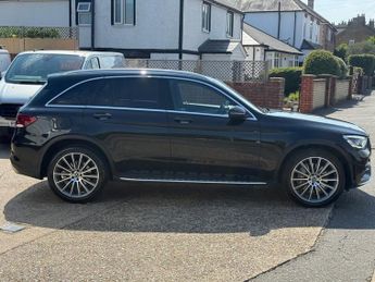 MERCEDES-BENZ GLC 2.0 GLC220d AMG Line (Premium) SUV 5dr Diesel G-Tronic+ 4MATIC E