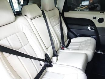 LAND ROVER RANGE ROVER SPORT 3.0 SD V6 HSE Dynamic SUV 5dr Diesel Auto 4WD Euro 6 (s/s) (306 