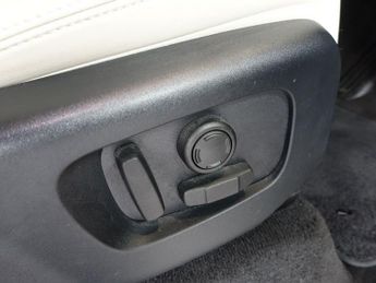 LAND ROVER RANGE ROVER SPORT 3.0 SD V6 HSE Dynamic SUV 5dr Diesel Auto 4WD Euro 6 (s/s) (306 