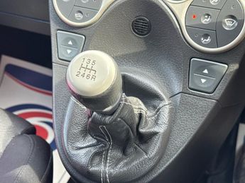 FIAT PANDA 1.4 16v 100HP Hatchback 5dr Petrol Manual (154 g/km, 100 bhp)