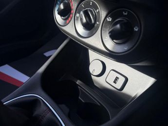 VAUXHALL CORSA 1.4i ecoFLEX SRi Hatchback 5dr Petrol Manual Euro 6 (75 ps)
