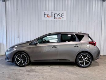 TOYOTA AURIS 1.8 VVT-h Design Hatchback 5dr Petrol Hybrid CVT Euro 6 (s/s) (1