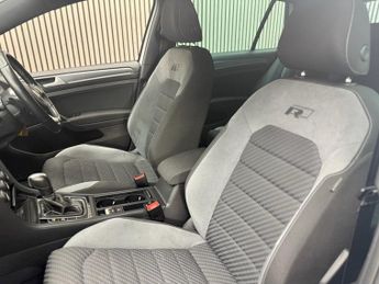 VOLKSWAGEN GOLF 2.0 TDI R-Line Edition Hatchback 5dr Diesel DSG Euro 6 (s/s) (15