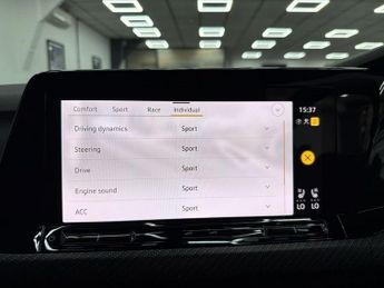 VOLKSWAGEN GOLF 2.0 TSI R Hatchback 5dr Petrol DSG 4Motion Euro 6 (s/s) (320 ps)