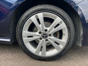 MERCEDES-BENZ A CLASS 1.5 A180d Sport (Executive) Hatchback 5dr Diesel 7G-DCT Euro 6 (
