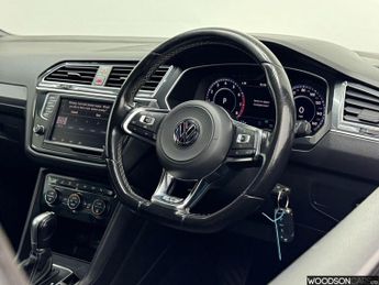 VOLKSWAGEN TIGUAN 2.0 TSI BlueMotion Tech R-Line SUV 5dr Petrol DSG 4Motion Euro 6