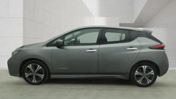 NISSAN LEAF 40kWh N-Connecta Hatchback 5dr Electric Auto (150 ps)
