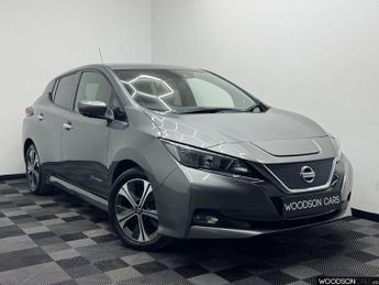 NISSAN LEAF 40kWh N-Connecta Hatchback 5dr Electric Auto (150 ps)